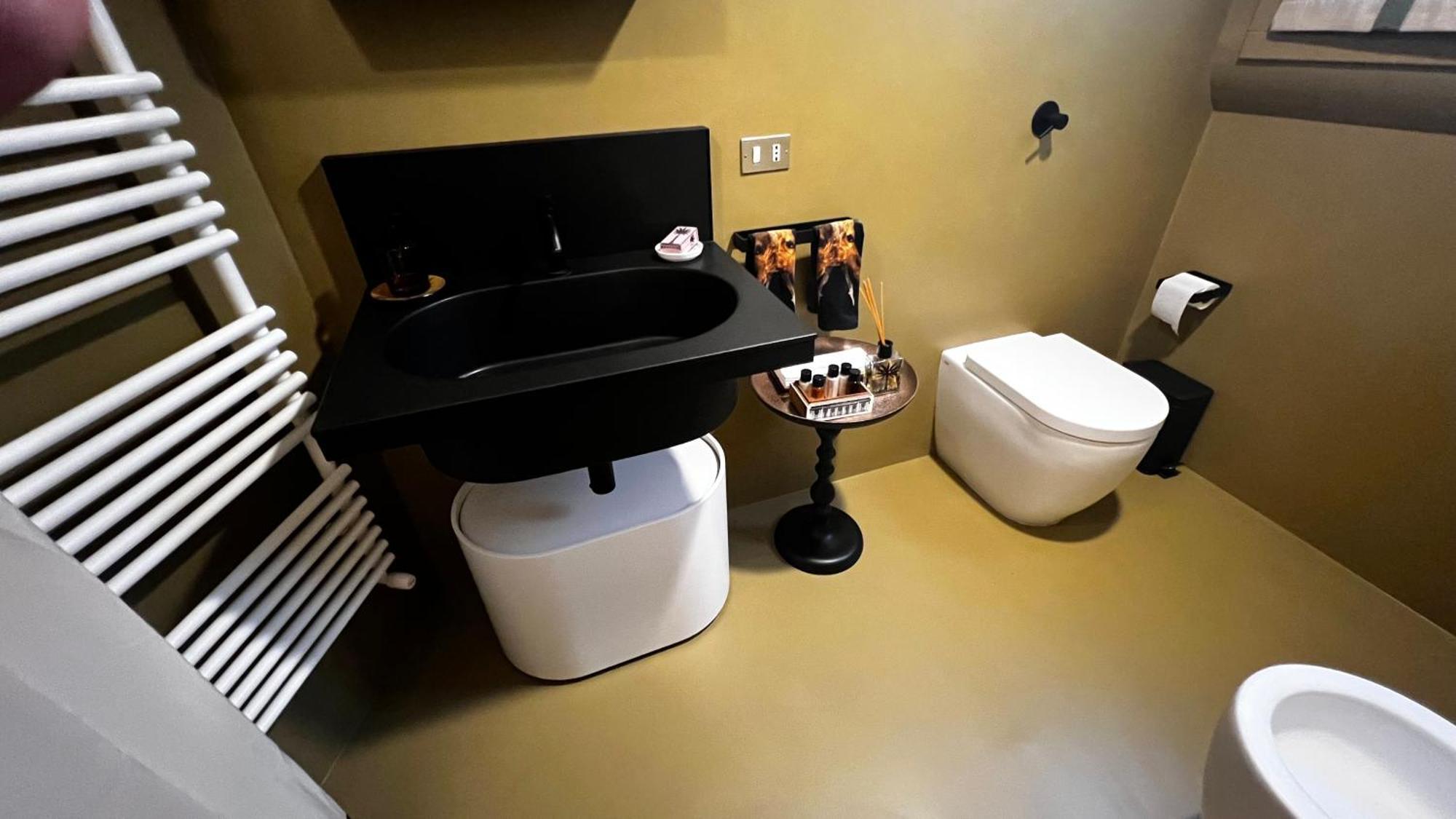 Luxury Bohemian Suite With Private Garden In Mediolan Zewnętrze zdjęcie